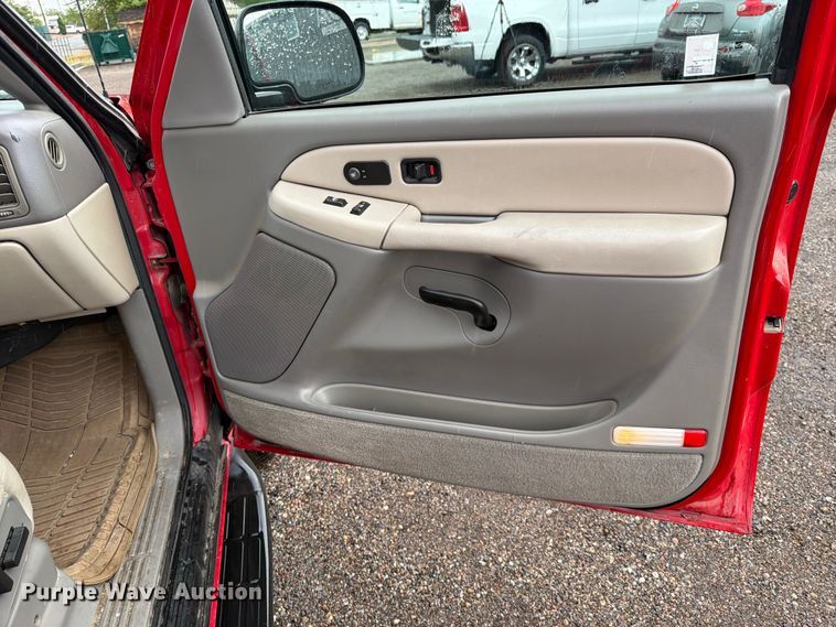 image for item FK4595 2000 GMC Yukon XL SUV