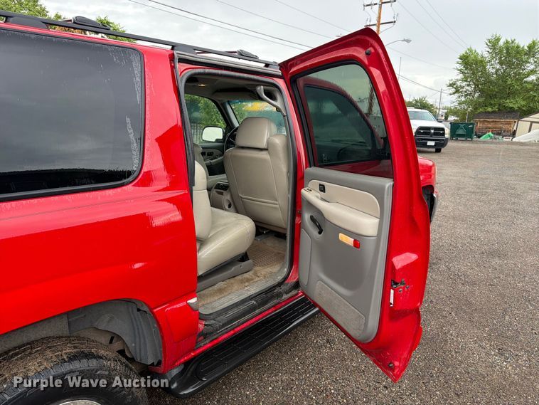 image for item FK4595 2000 GMC Yukon XL SUV