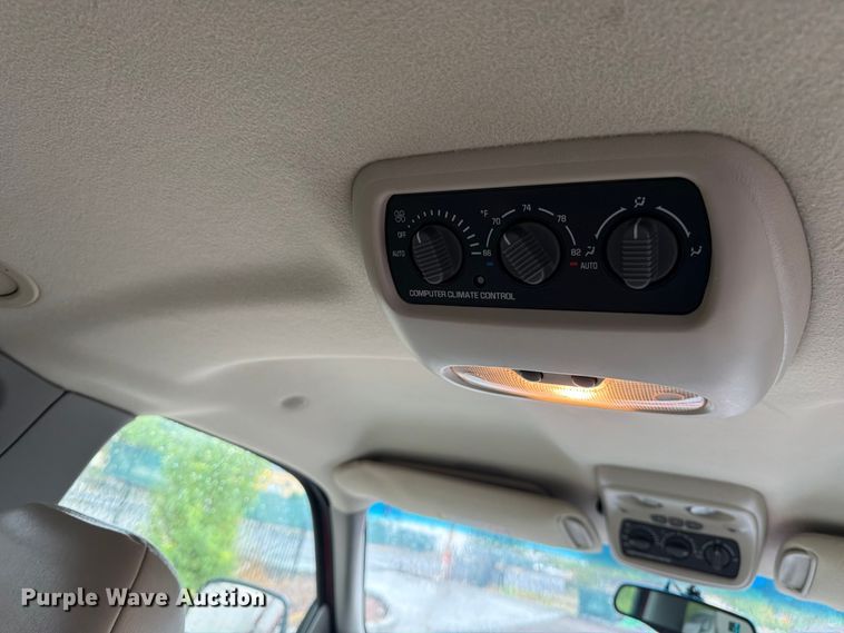 image for item FK4595 2000 GMC Yukon XL SUV