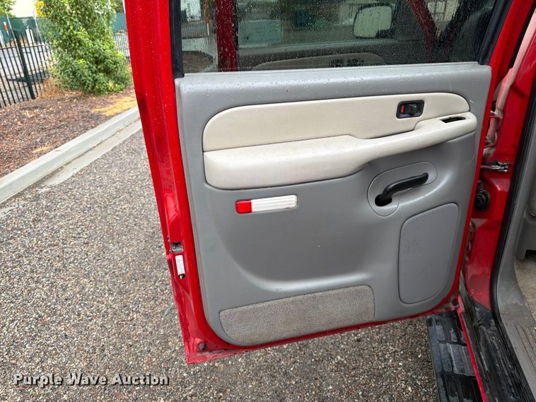 image for item FK4595 2000 GMC Yukon XL SUV