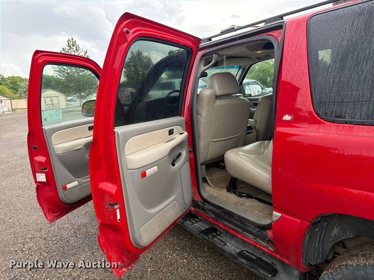 image for item FK4595 2000 GMC Yukon XL SUV