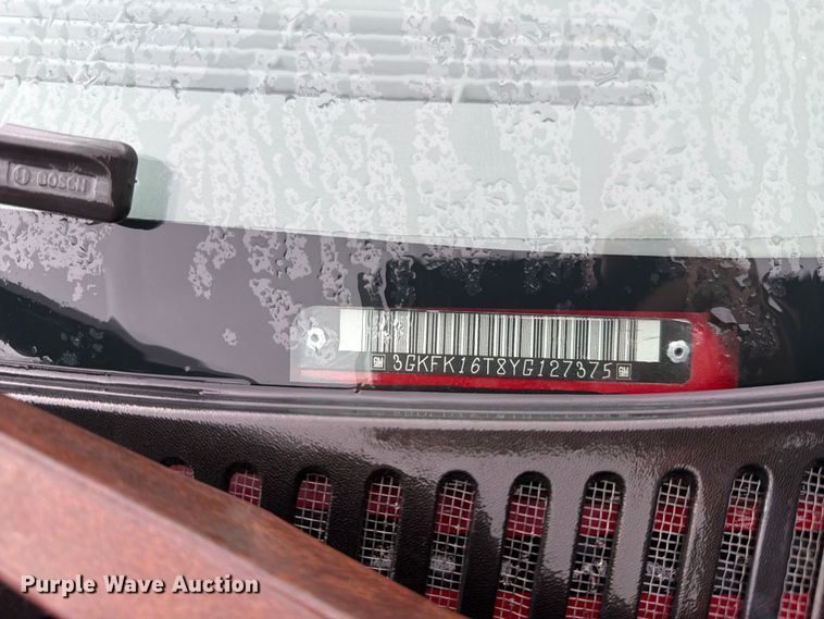 image for item FK4595 2000 GMC Yukon XL SUV