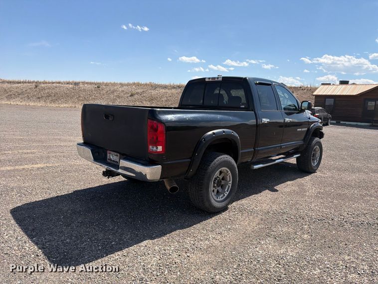 image for item FK4610 2005 Dodge Ram 2500 Ext. Cab pickup truck