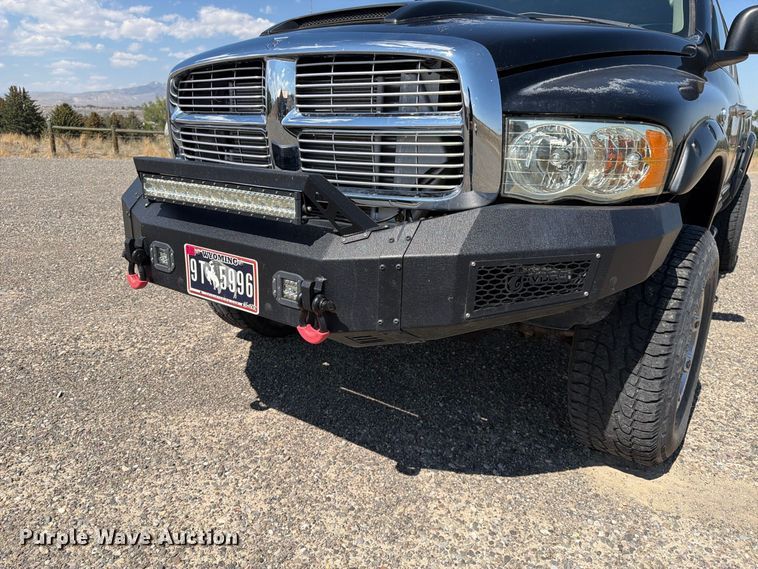 image for item FK4610 2005 Dodge Ram 2500 Ext. Cab pickup truck
