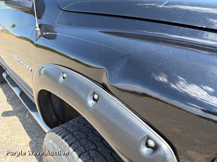image for item FK4610 2005 Dodge Ram 2500 Ext. Cab pickup truck