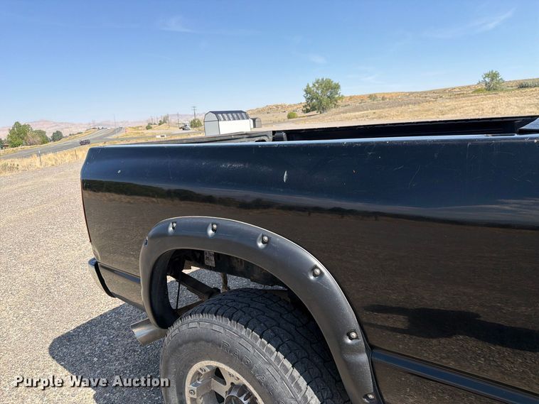 image for item FK4610 2005 Dodge Ram 2500 Ext. Cab pickup truck
