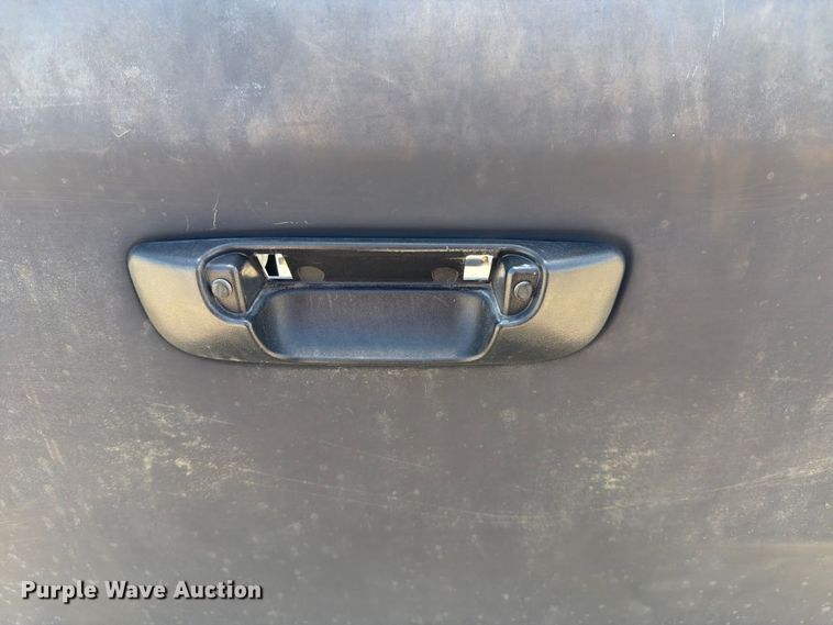 image for item FK4610 2005 Dodge Ram 2500 Ext. Cab pickup truck