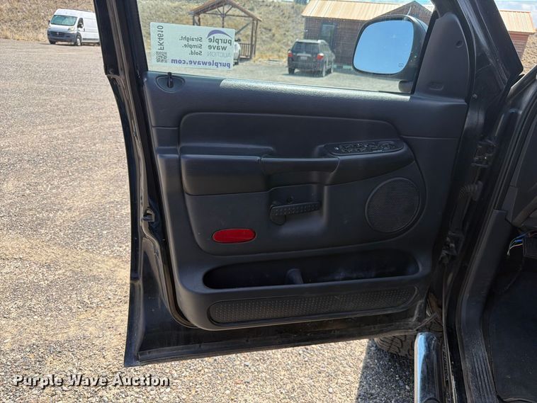 image for item FK4610 2005 Dodge Ram 2500 Ext. Cab pickup truck