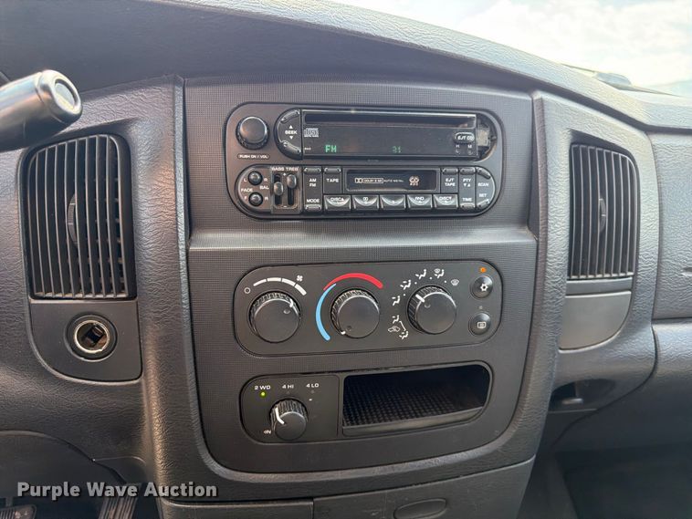 image for item FK4610 2005 Dodge Ram 2500 Ext. Cab pickup truck