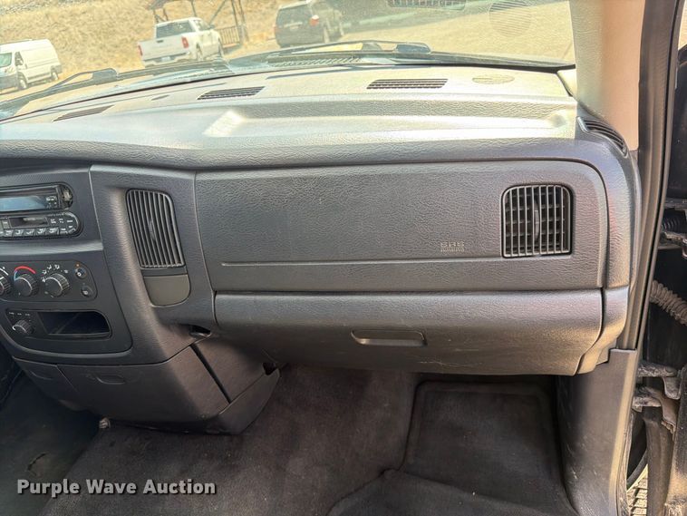 image for item FK4610 2005 Dodge Ram 2500 Ext. Cab pickup truck