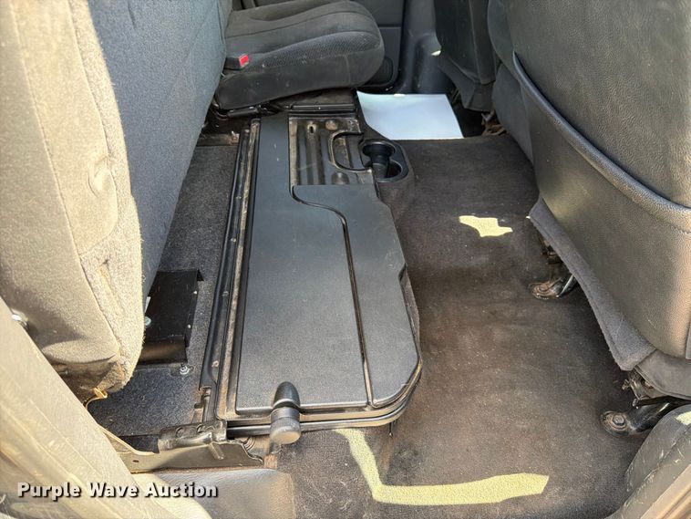 image for item FK4610 2005 Dodge Ram 2500 Ext. Cab pickup truck