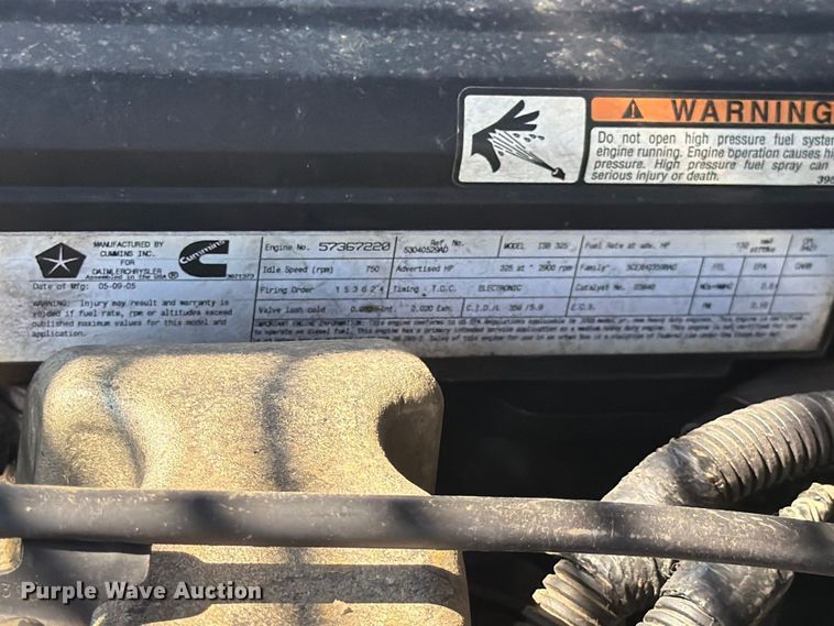image for item FK4610 2005 Dodge Ram 2500 Ext. Cab pickup truck