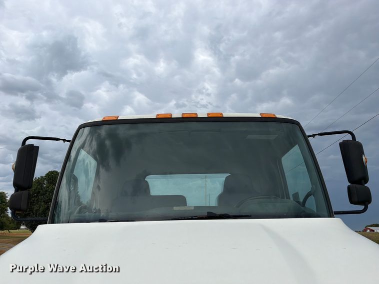 image for item FK5063 2008 Hino 338 truck cab and chassis