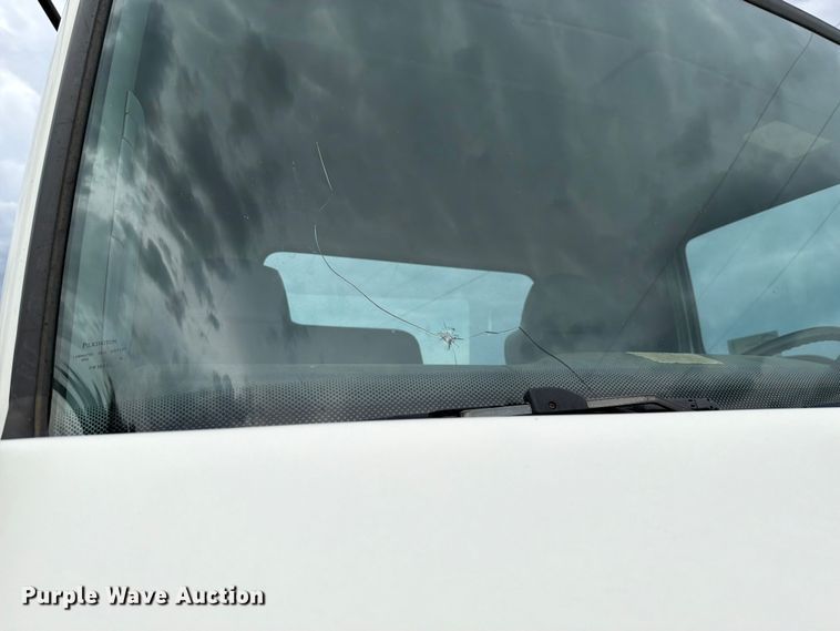 image for item FK5063 2008 Hino 338 truck cab and chassis