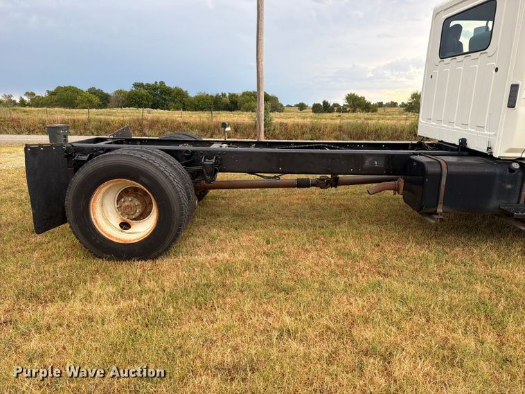 image for item FK5063 2008 Hino 338 truck cab and chassis