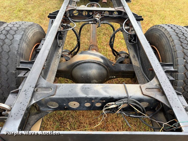 image for item FK5063 2008 Hino 338 truck cab and chassis