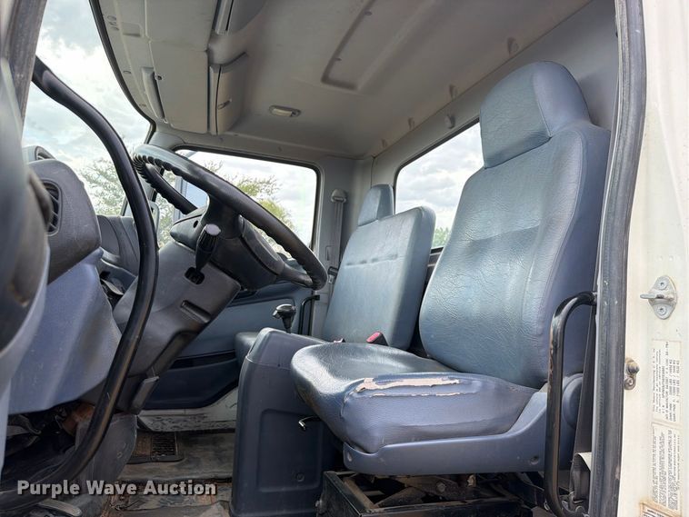 image for item FK5063 2008 Hino 338 truck cab and chassis