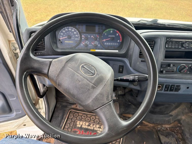 image for item FK5063 2008 Hino 338 truck cab and chassis