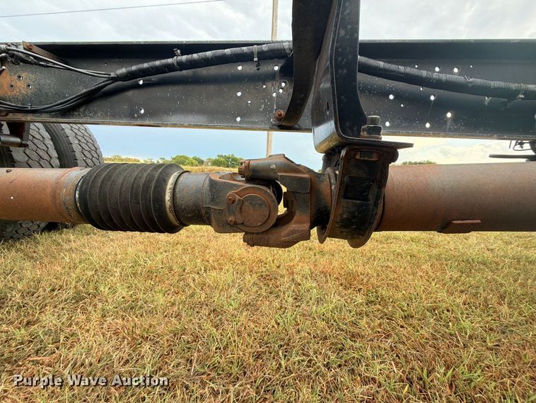 image for item FK5063 2008 Hino 338 truck cab and chassis