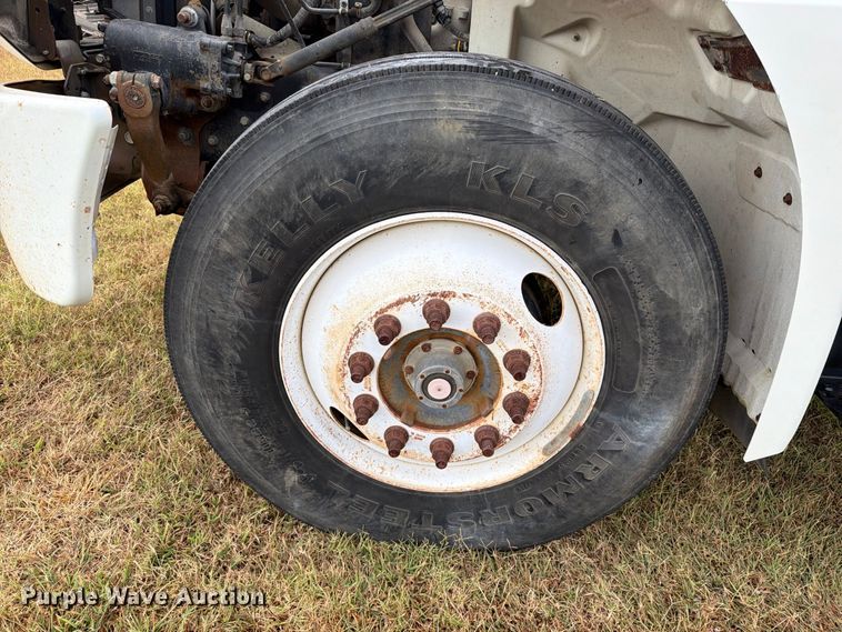 image for item FK5063 2008 Hino 338 truck cab and chassis