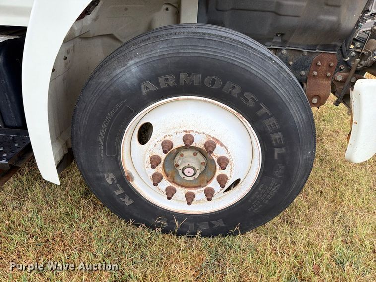 image for item FK5063 2008 Hino 338 truck cab and chassis