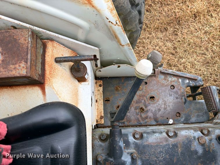 image for item FK5065 1984 J.I. Case 1194 tractor