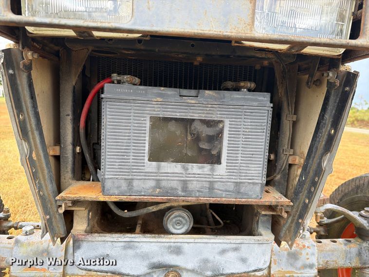 image for item FK5065 1984 J.I. Case 1194 tractor