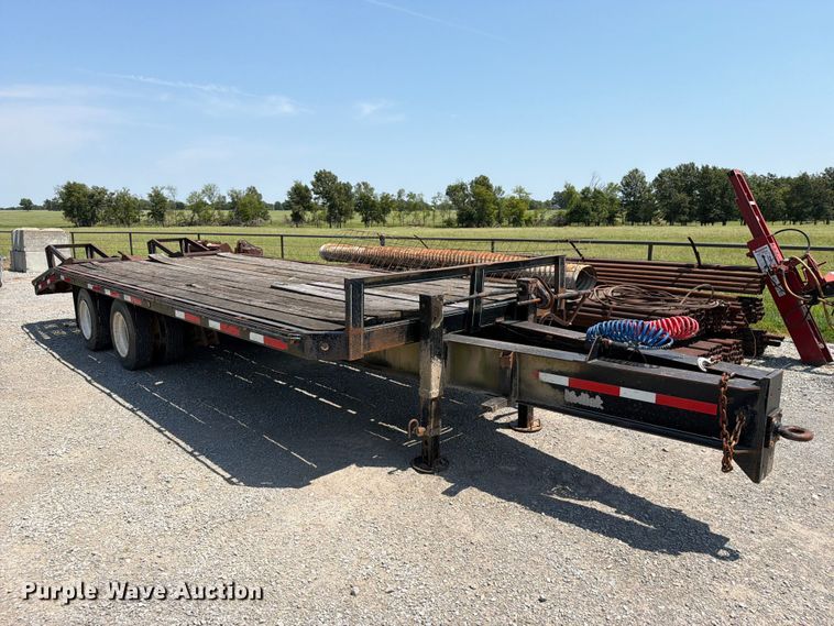 image for item FN2552 1999 Kodiak equipment trailer