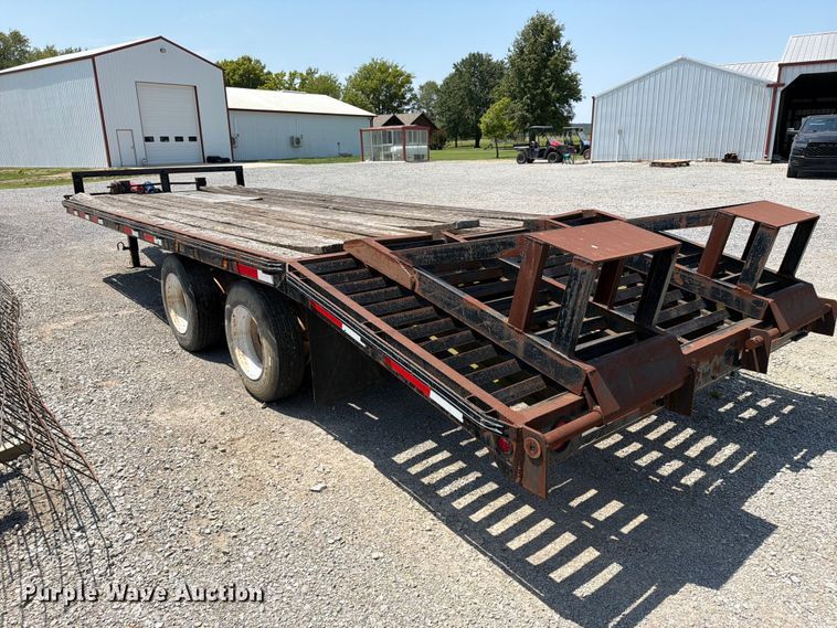 image for item FN2552 1999 Kodiak equipment trailer
