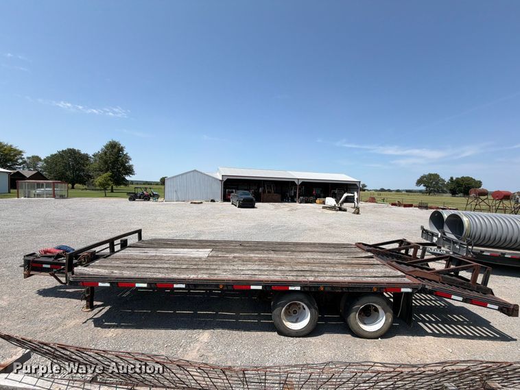 image for item FN2552 1999 Kodiak equipment trailer