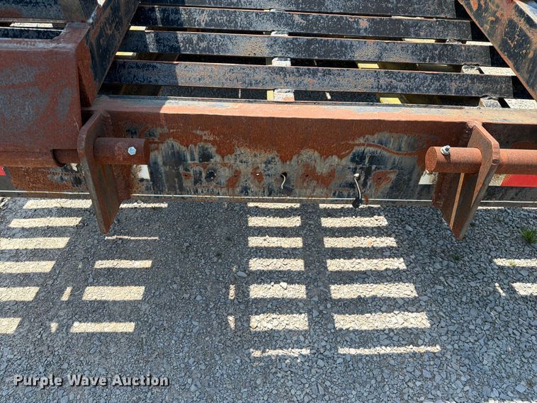 image for item FN2552 1999 Kodiak equipment trailer