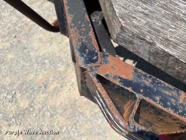 image for item FN2552 1999 Kodiak equipment trailer