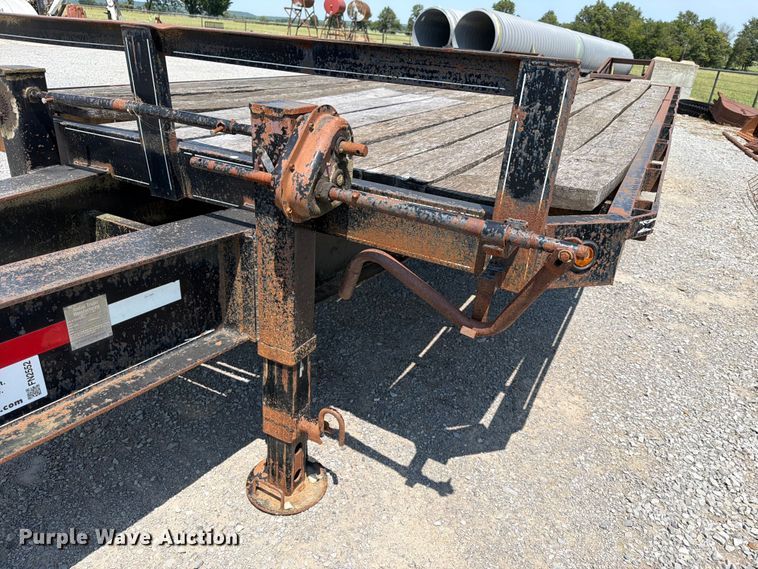 image for item FN2552 1999 Kodiak equipment trailer