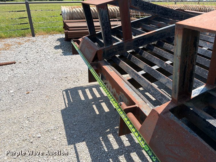 image for item FN2552 1999 Kodiak equipment trailer