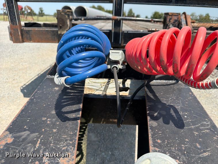 image for item FN2552 1999 Kodiak equipment trailer