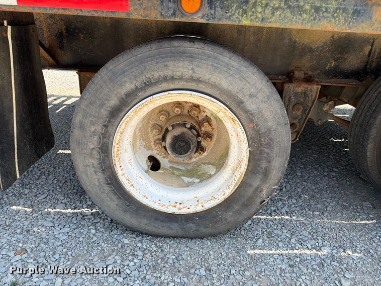 image for item FN2552 1999 Kodiak equipment trailer