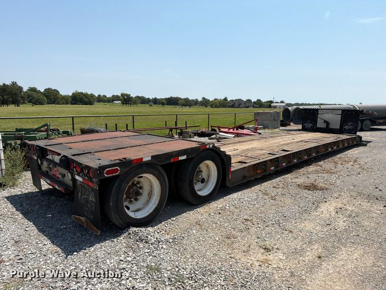 image for item FN2553 1997 Talbert lowboy equipment trailer