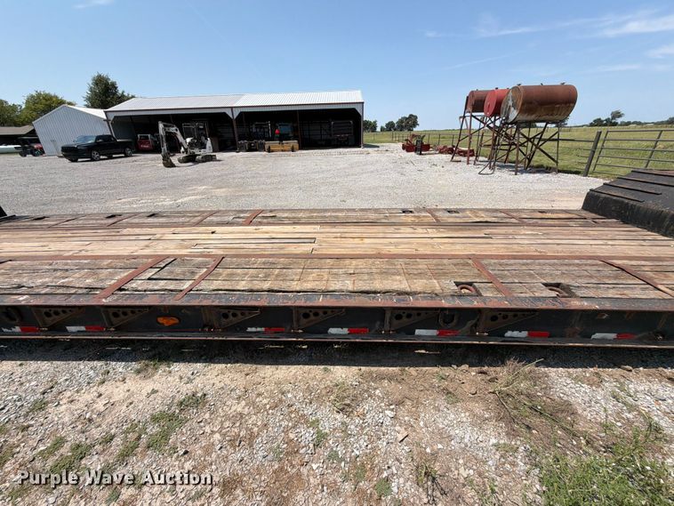 image for item FN2553 1997 Talbert lowboy equipment trailer
