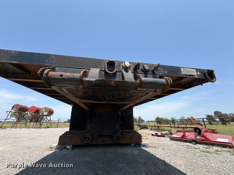 image for item FN2553 1997 Talbert lowboy equipment trailer