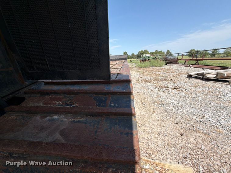 image for item FN2553 1997 Talbert lowboy equipment trailer