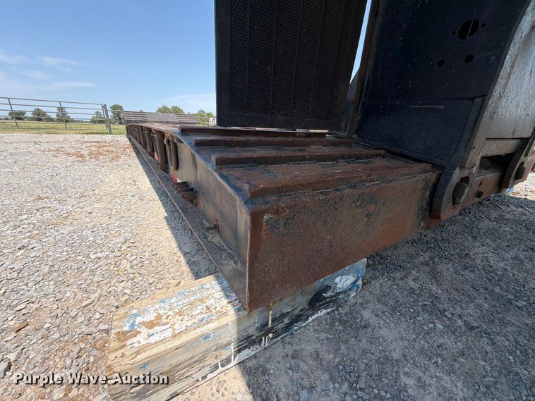 image for item FN2553 1997 Talbert lowboy equipment trailer