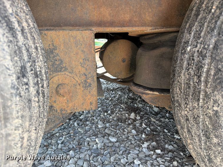 image for item FN2553 1997 Talbert lowboy equipment trailer