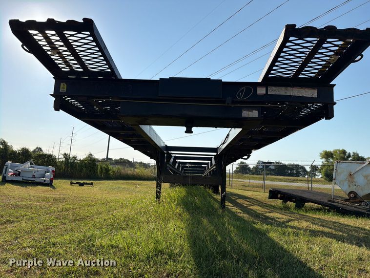 image for item FN2559 2021 Kaufman car carrier