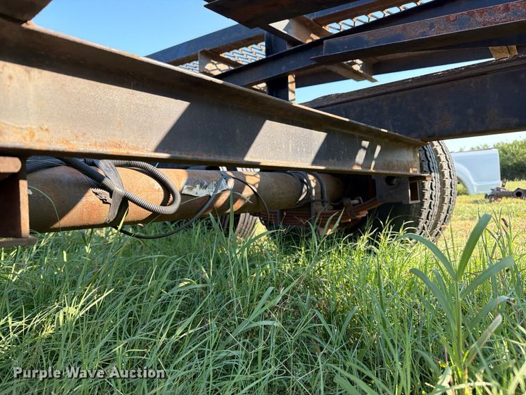 image for item FN2559 2021 Kaufman car carrier
