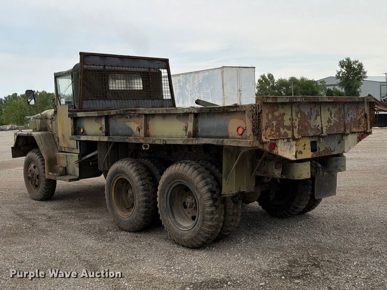 image for item FN5814 1962 Kaiser flatbed truck