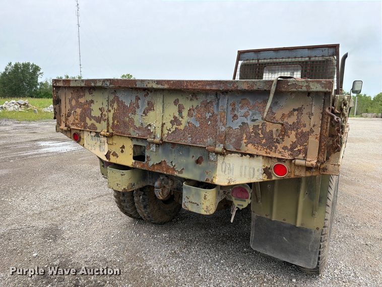 image for item FN5814 1962 Kaiser flatbed truck