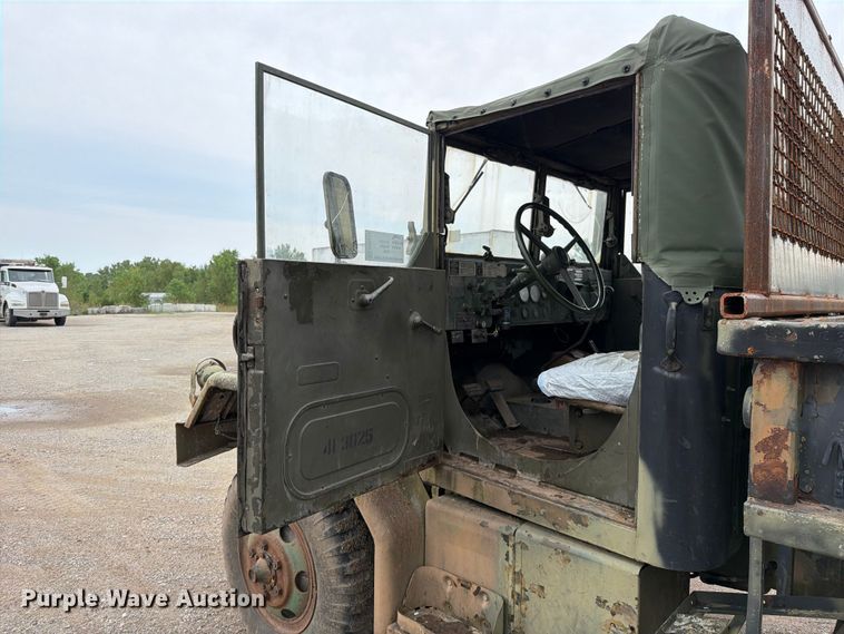 image for item FN5814 1962 Kaiser flatbed truck