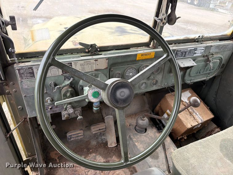 image for item FN5814 1962 Kaiser flatbed truck