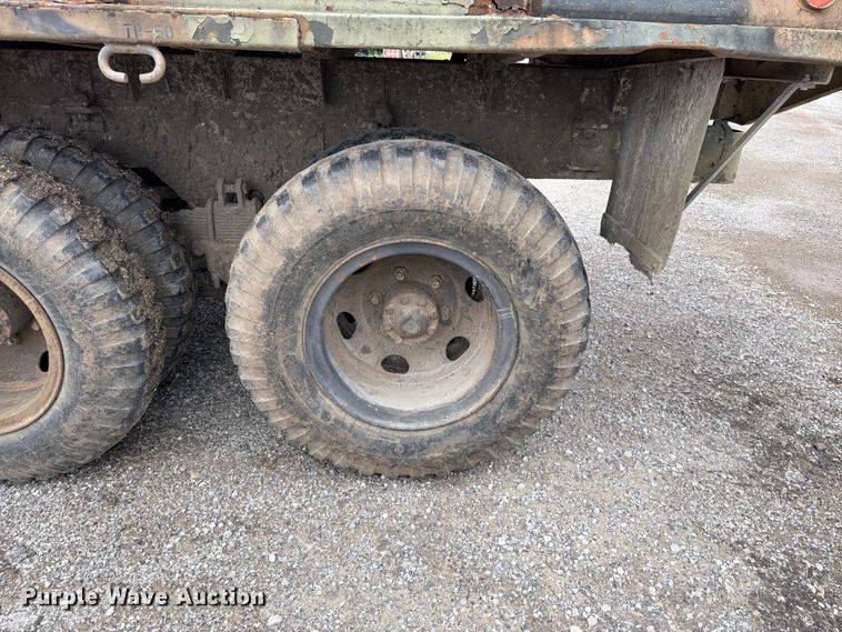 image for item FN5814 1962 Kaiser flatbed truck