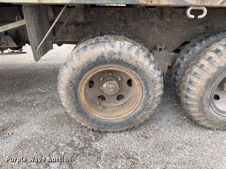 image for item FN5814 1962 Kaiser flatbed truck